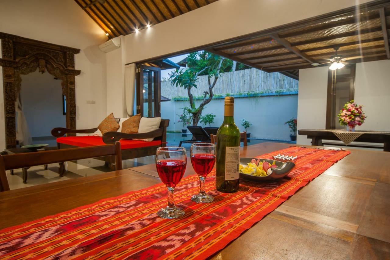 Turiya Villa Sanur Exterior photo